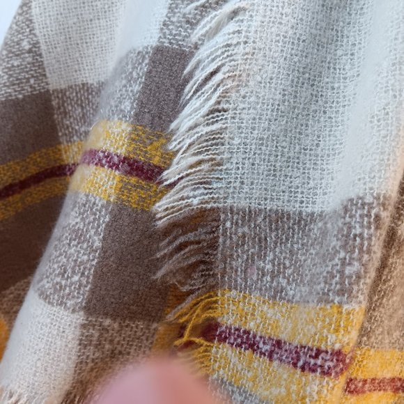 Wrap Shawl Scarf Knit Cozy Cream Tan Yellow Wine Plaid Women's OS NWOT - Picture 7 of 12
